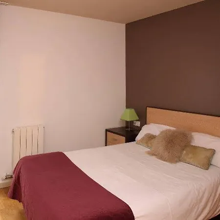 Mh Guell Hotel